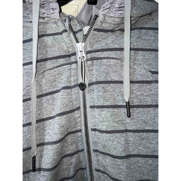 Lululemon Movement Jacket Cayman Stripe Heathered Grey Size M - Picture 14 of 14